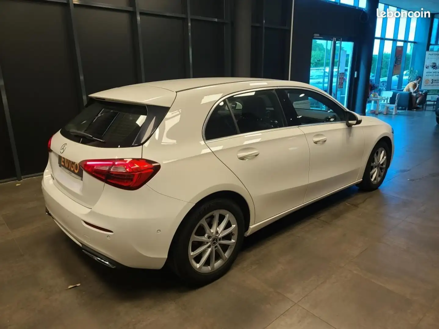 Mercedes-Benz A 190 Mercedes 2.0 220 190 PROGRESSIVE 7G-DCT BVA Blanc - 2