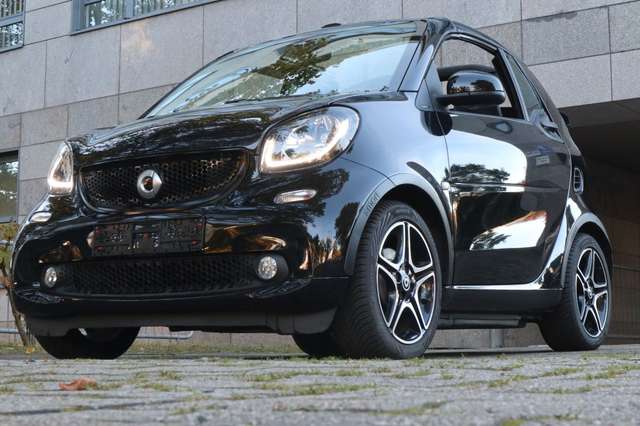 Imagine smart forTwo fortwo cabrio Prime Leder 66 kW JBL
