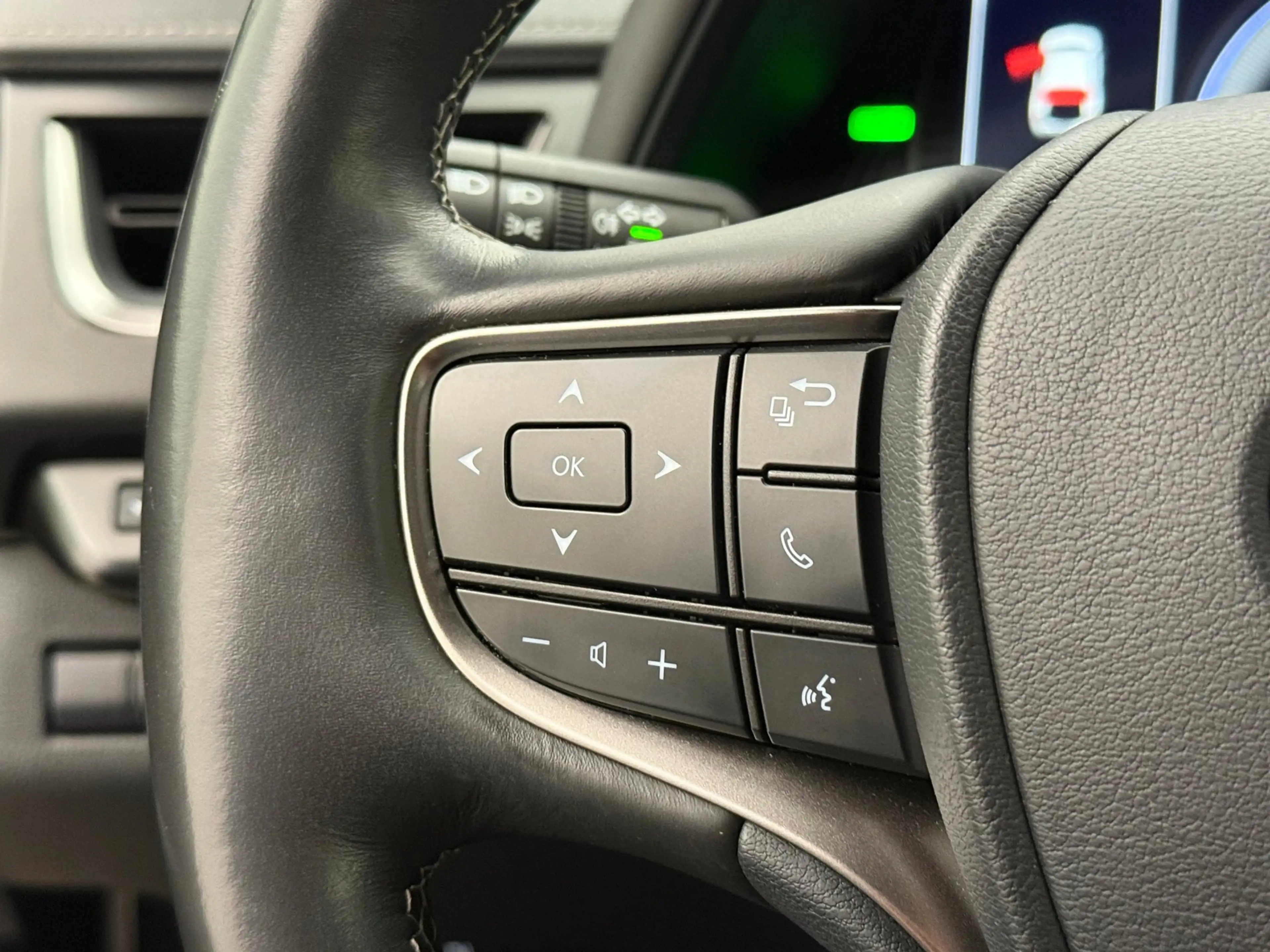 Lexus UX 250h Comfort Line | Trekhaak | Camera | Adaptive Cruise — photo 14