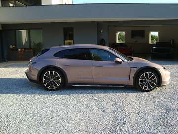4S Cross Turismo Performance B. Voll Top !!