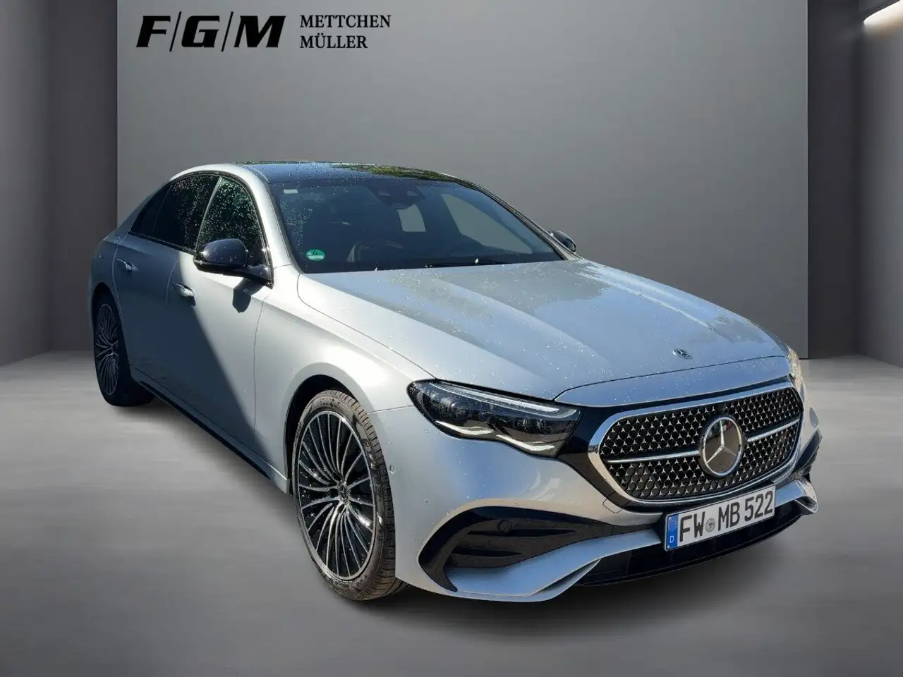 Mercedes-Benz E 220 E 220 d AMG/DigiL/Pano/KeyGO/Distr/Burm/Memo/360 4