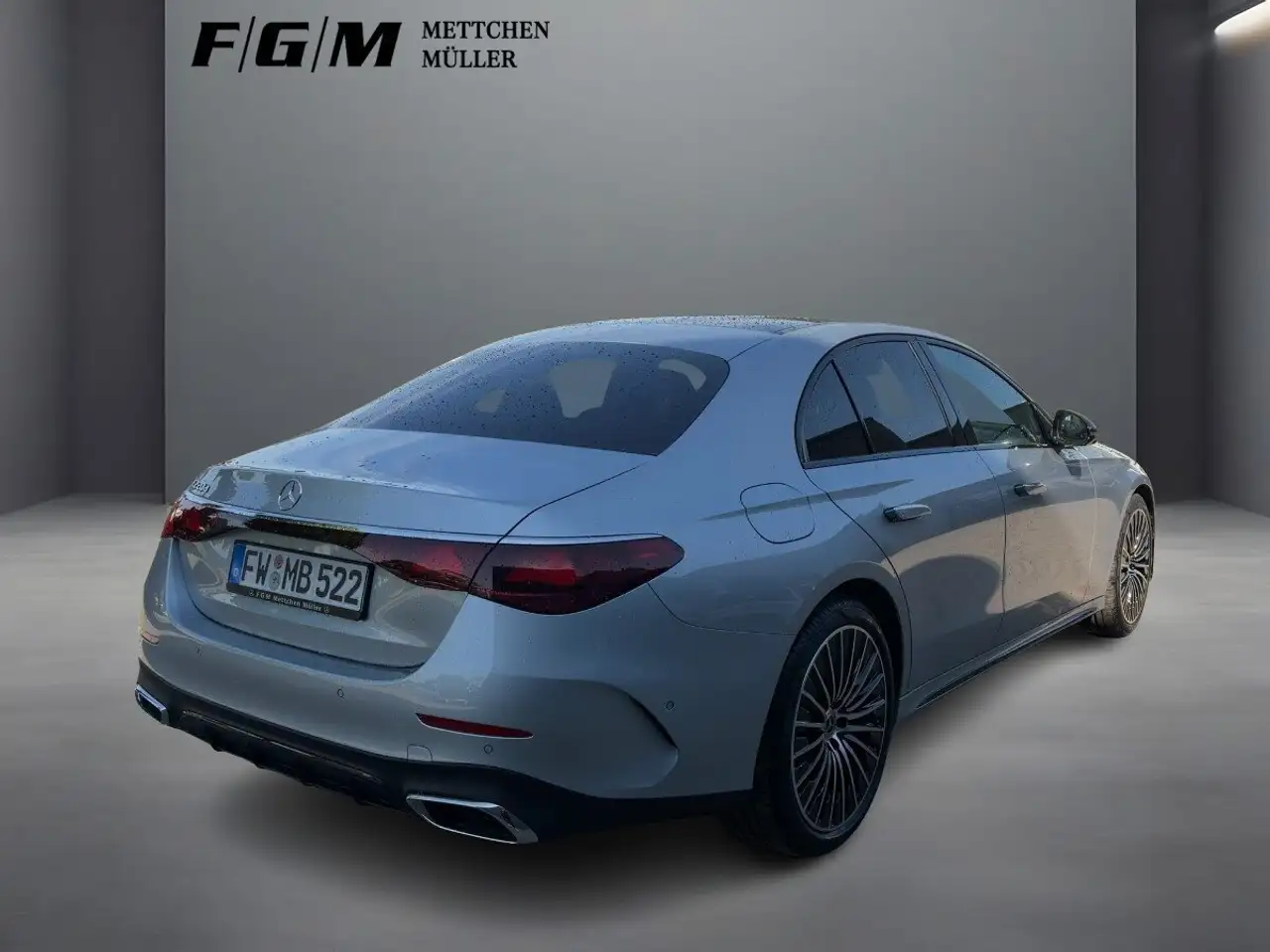 Mercedes-Benz E 220 E 220 d AMG/DigiL/Pano/KeyGO/Distr/Burm/Memo/360 3