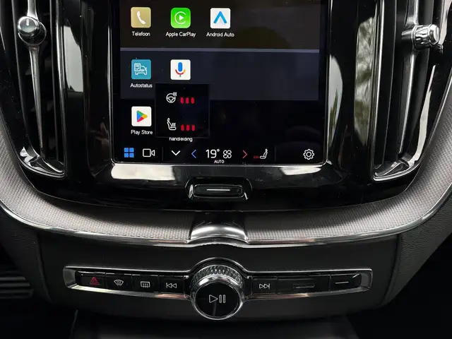 Volvo XC60 view 14