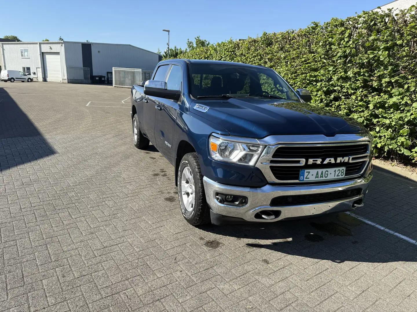 Dodge RAM Dodge Ram  Bighorn 3.6 L 42.000 km Albastru - 2