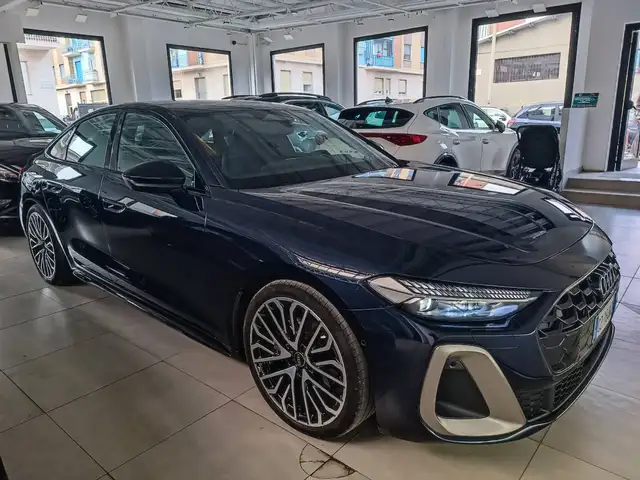 Audi A5 view 2