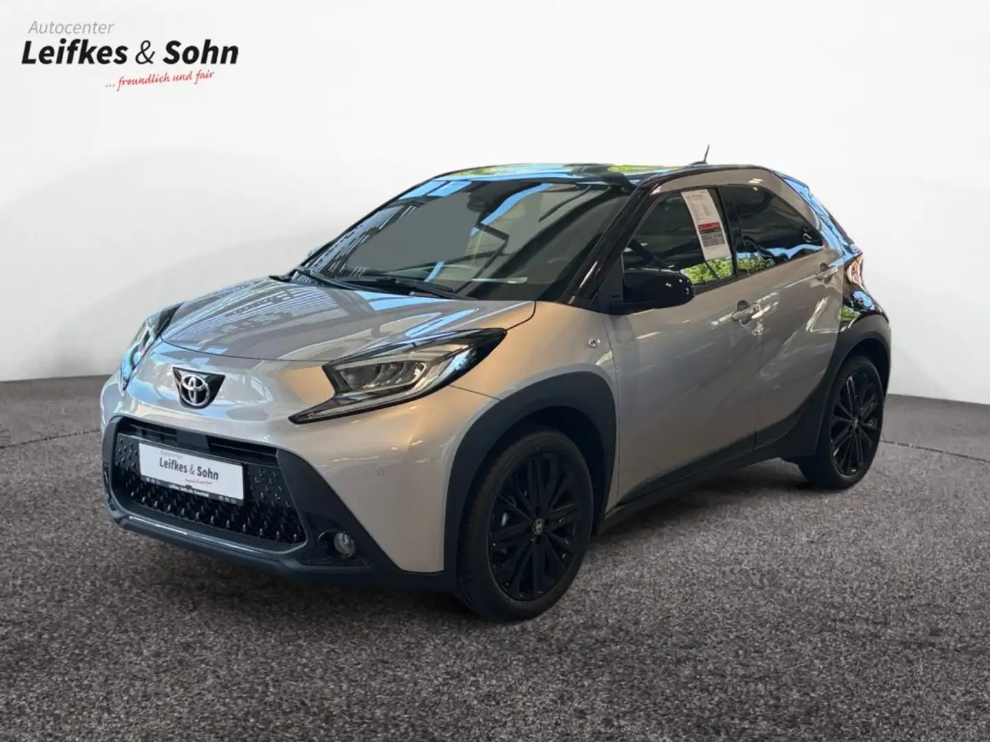 Toyota Aygo X Aygo X S-CVT JBL*RFK*PDC*LM* Violett - 1