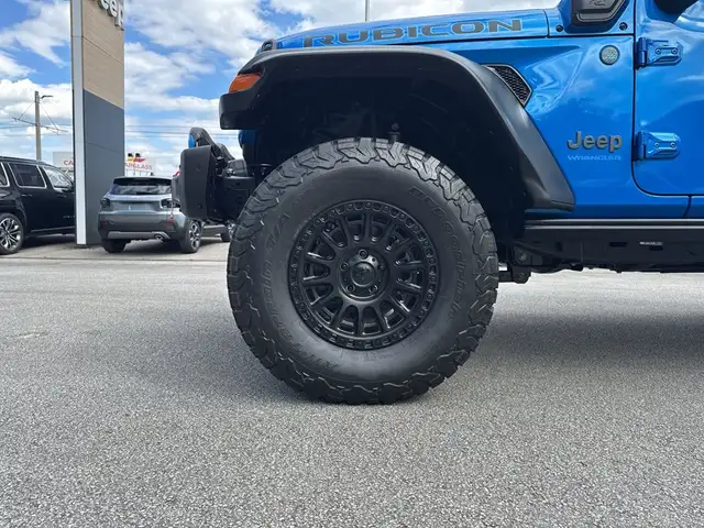 Jeep Wrangler view 13