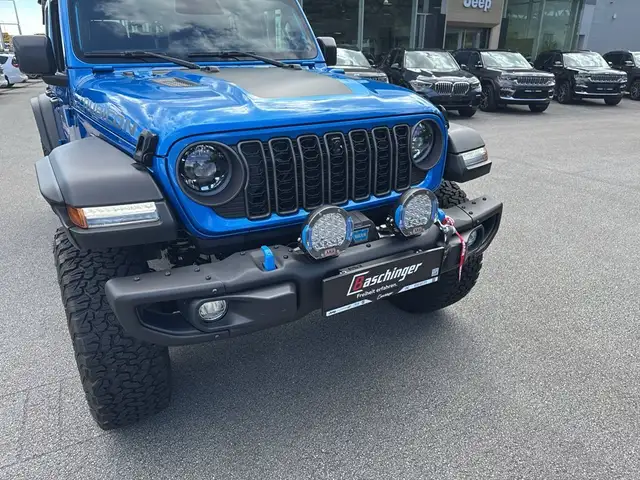 Jeep Wrangler view 14