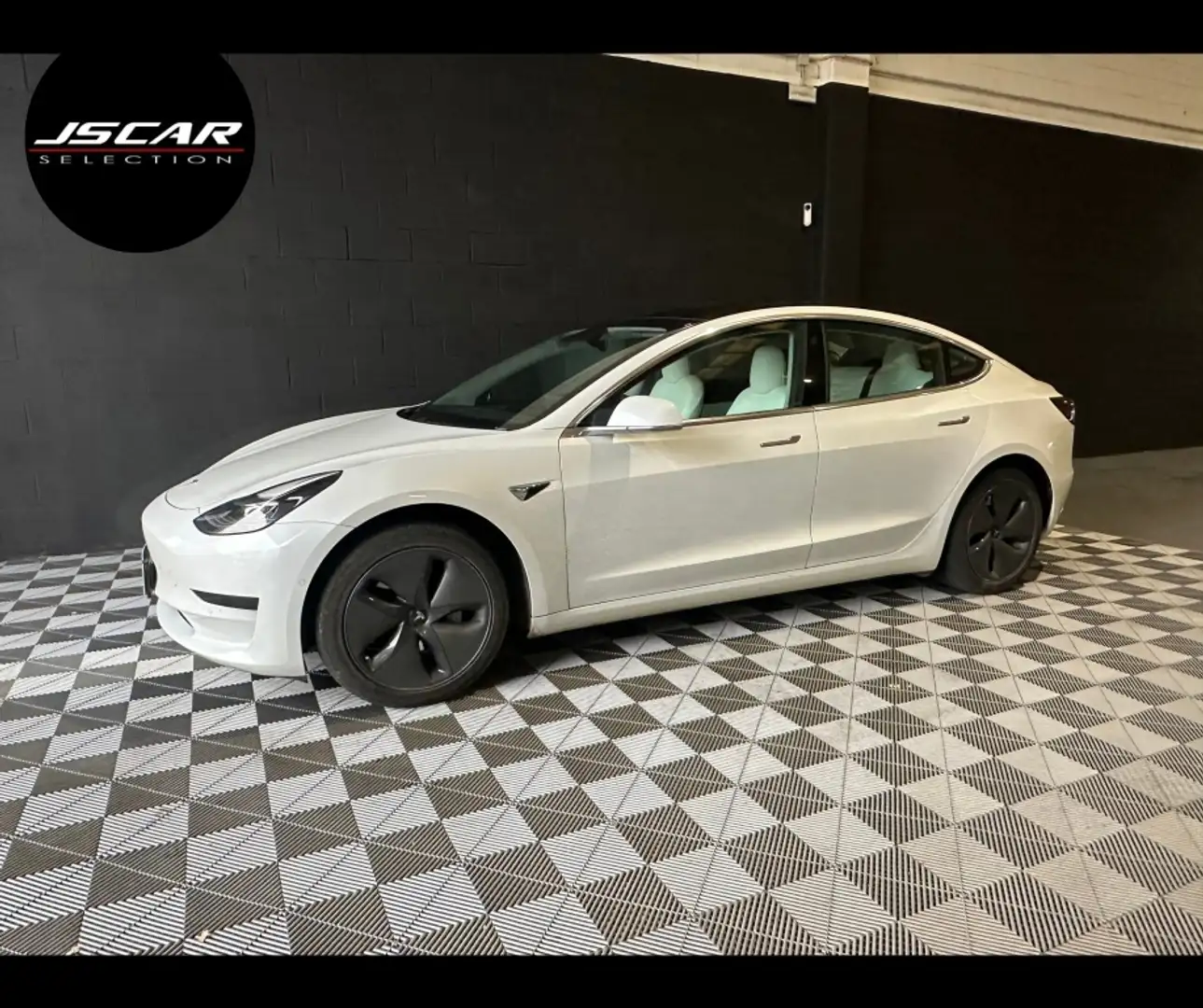 Tesla Model 3 Standard RWD Plus Weiß - 2