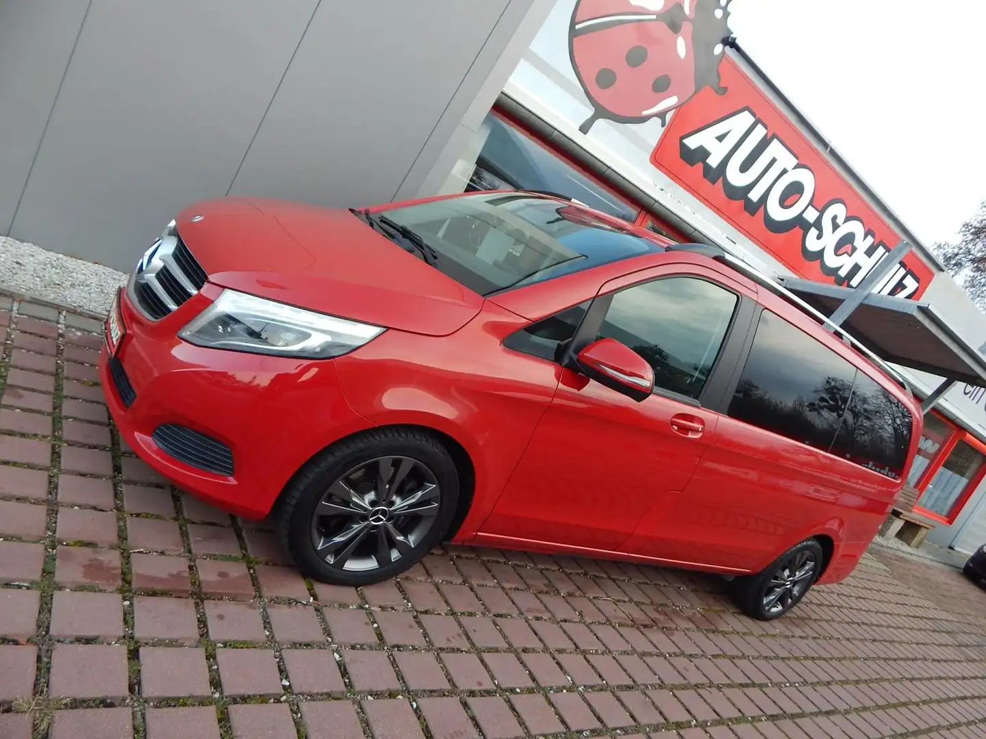 Mercedes-Benz V 220 lang SPORTPAKET LED NAVI AHZV Rojo - 1