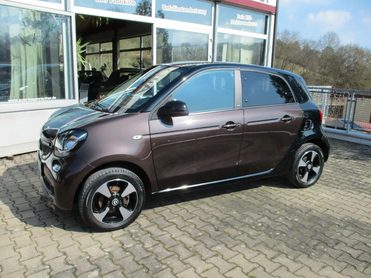 smart forFour +Navi+Alu+Sitzheizung Braun - 2