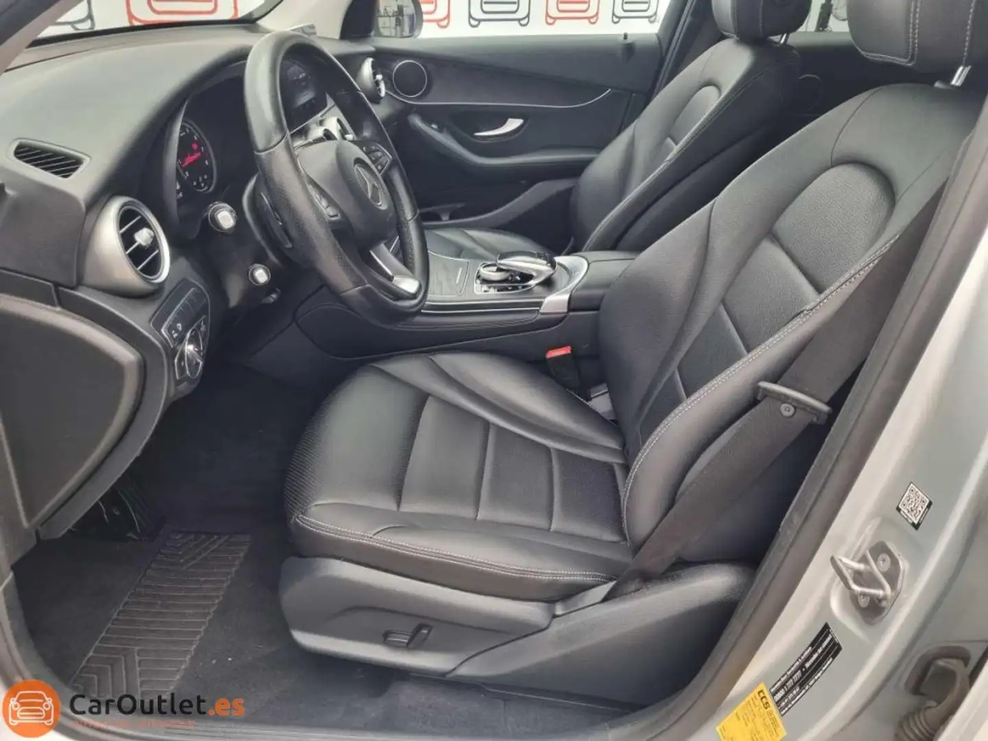 Mercedes-Benz GLC 250 4Matic Aut. Plateado - 2