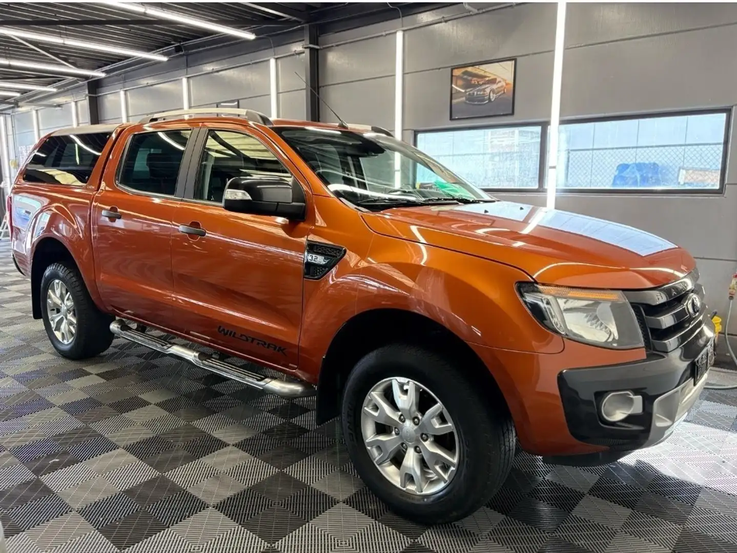Ford Ranger 3.2 D Automatique bj. 2014 224000km Euro 5 Hnědá - 2
