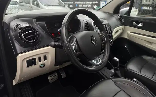 Renault Captur PARISCAPTUR INITIALE