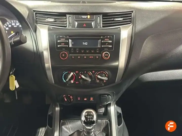 Nissan Navara 2020, foto 10