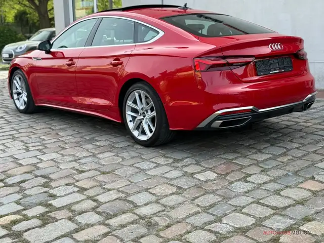 Audi A5 view 8