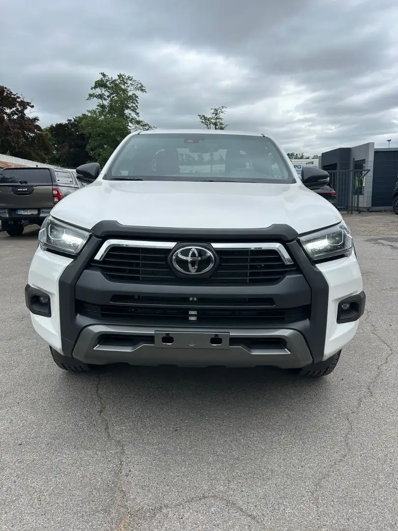 Toyota Hilux EXTRA CAB 2.8, INVINCIBLE, Automatik Biały - 2