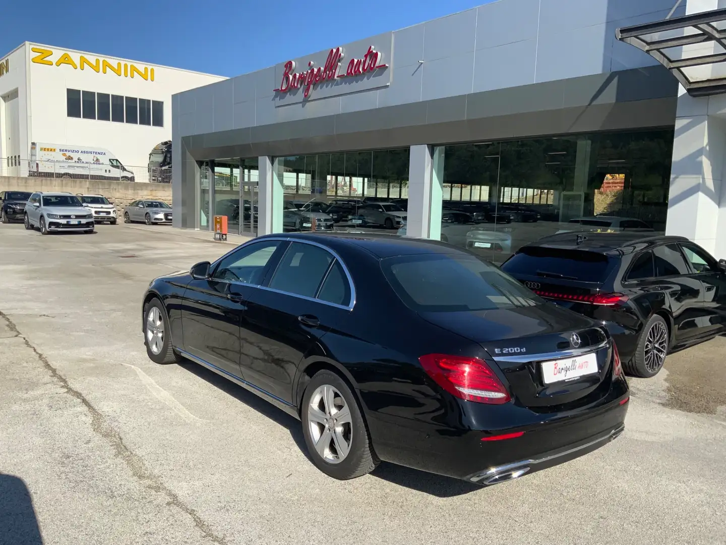 Mercedes-Benz E 200 E 200 d Auto Business Sport Schwarz - 1