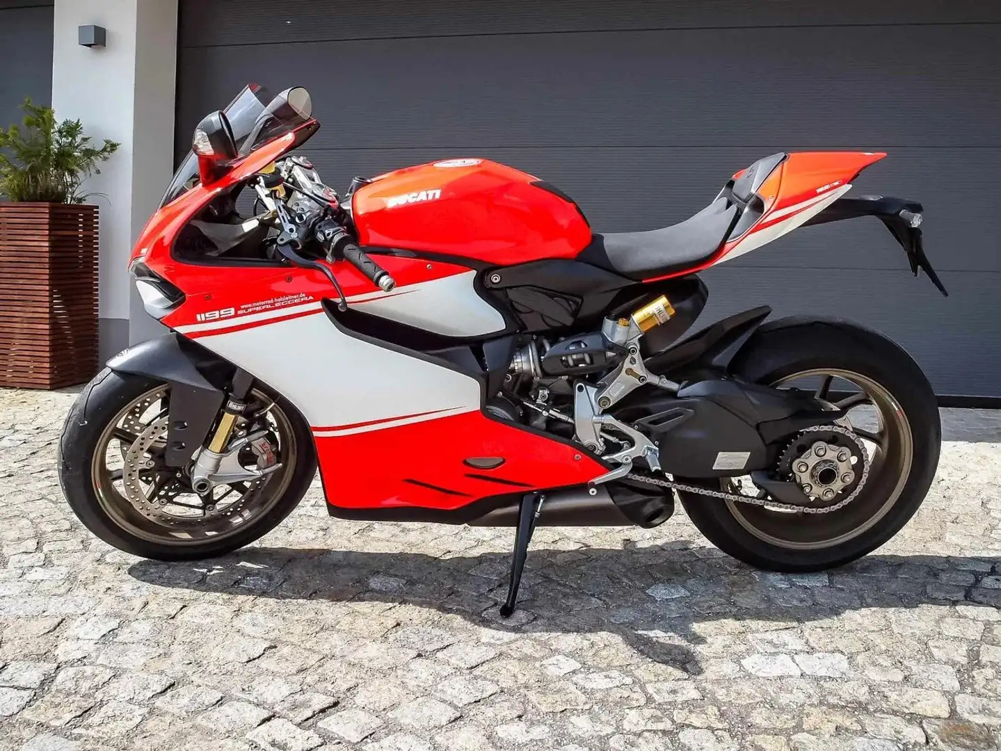 Ducati 1299 Superleggera Panigale Superleggera 1199 Rojo - 1