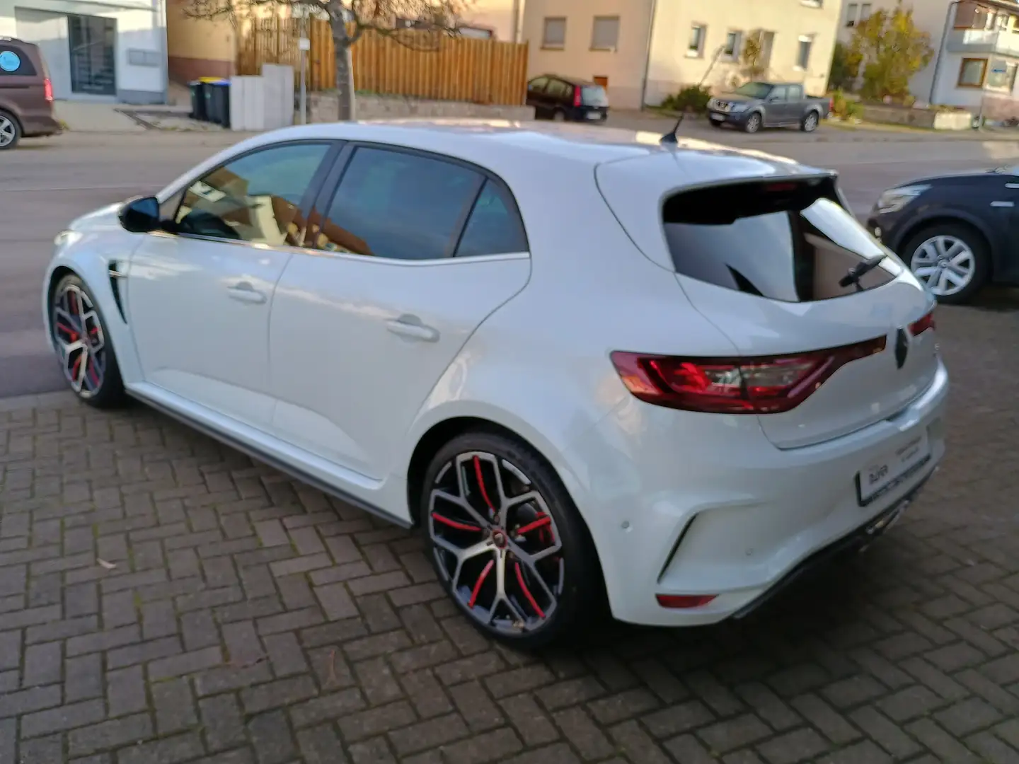Renault Megane 1.8 TCe 300 R.S. Trophy Weiß - 2
