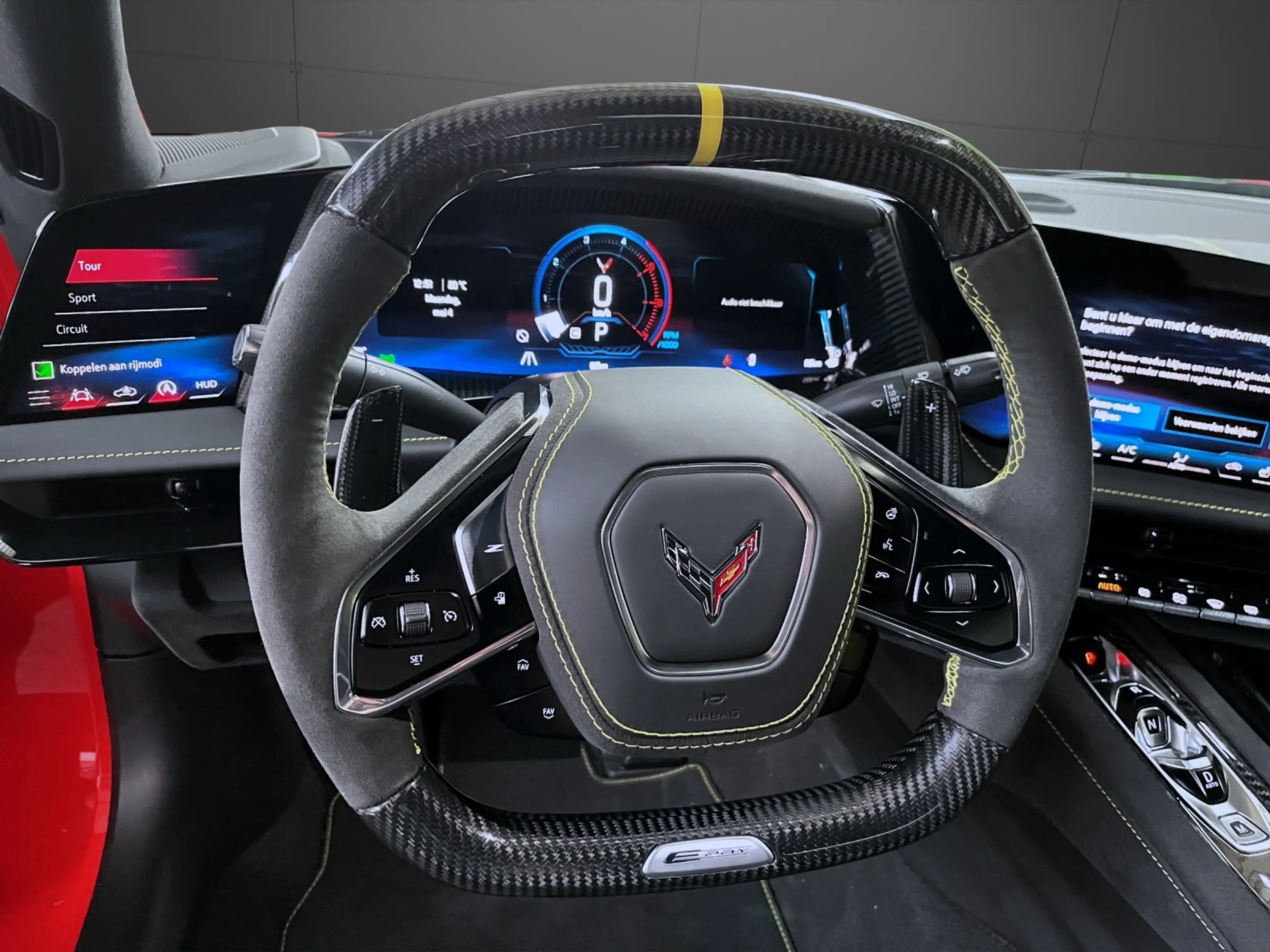 Corvette C8 E-Ray Covertible 3LZ — photo 9