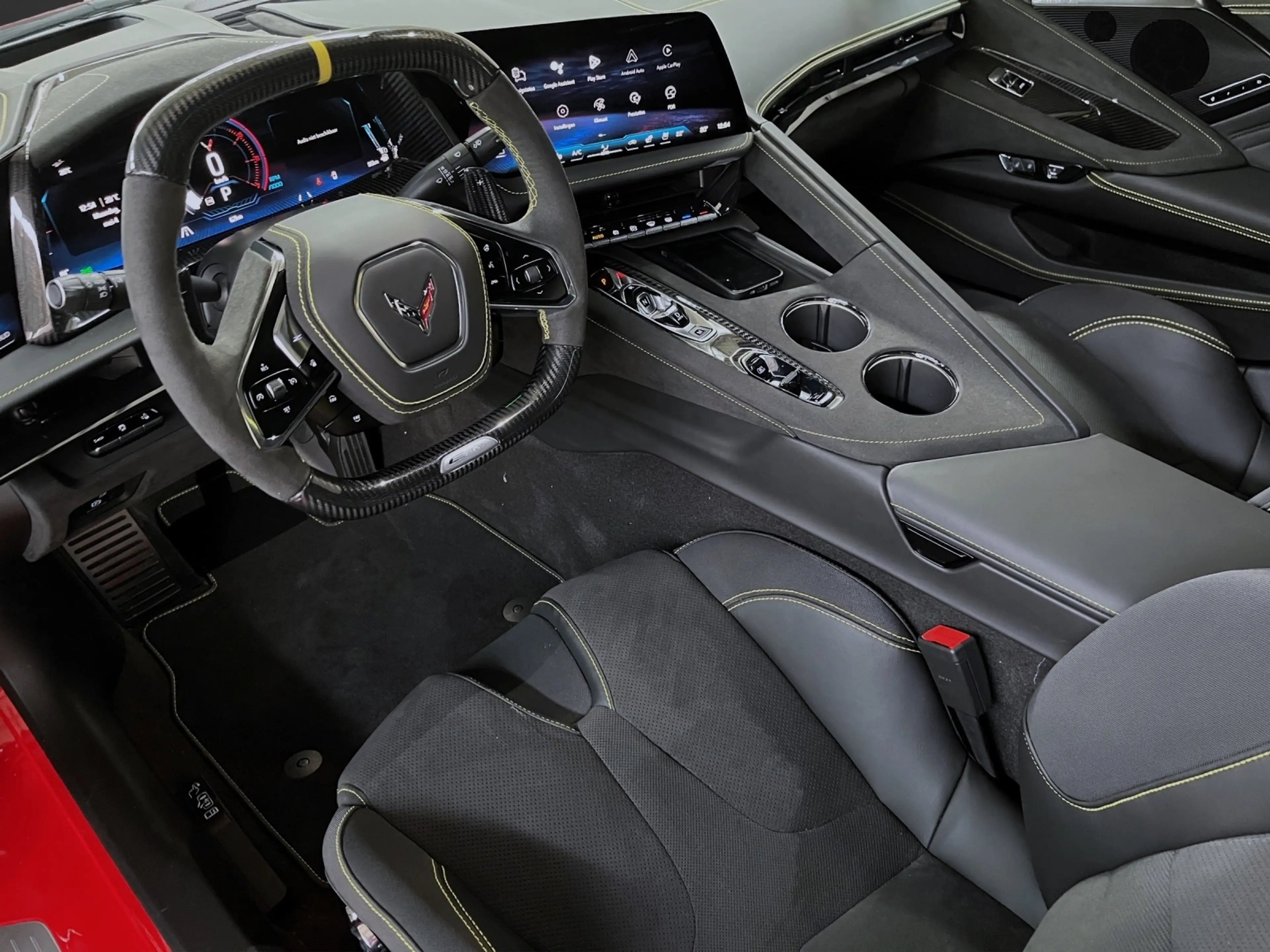 Corvette C8 E-Ray Covertible 3LZ — photo 13