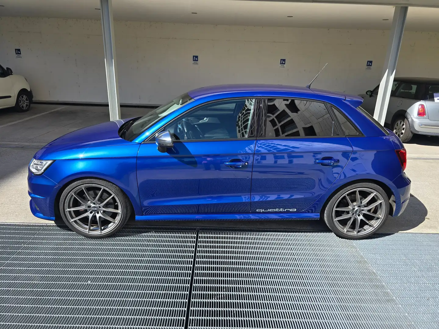 Audi S1 S1 Sportback 2.0 tfsi quattro Blau - 2
