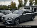Mercedes-Benz E 220 d 4MATIC T Autom. AMG * PANORAMA * 360° * Grau - thumbnail 2