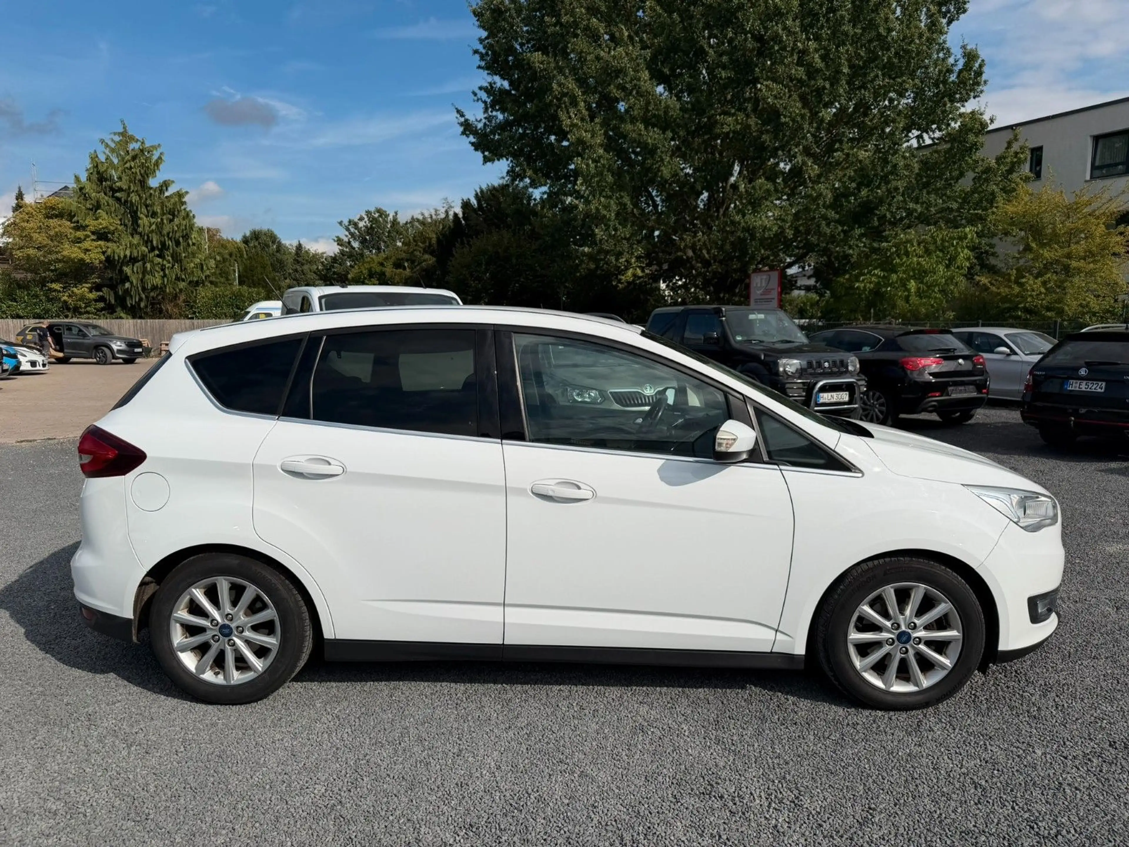 Ford C-Max Titanium — photo 5