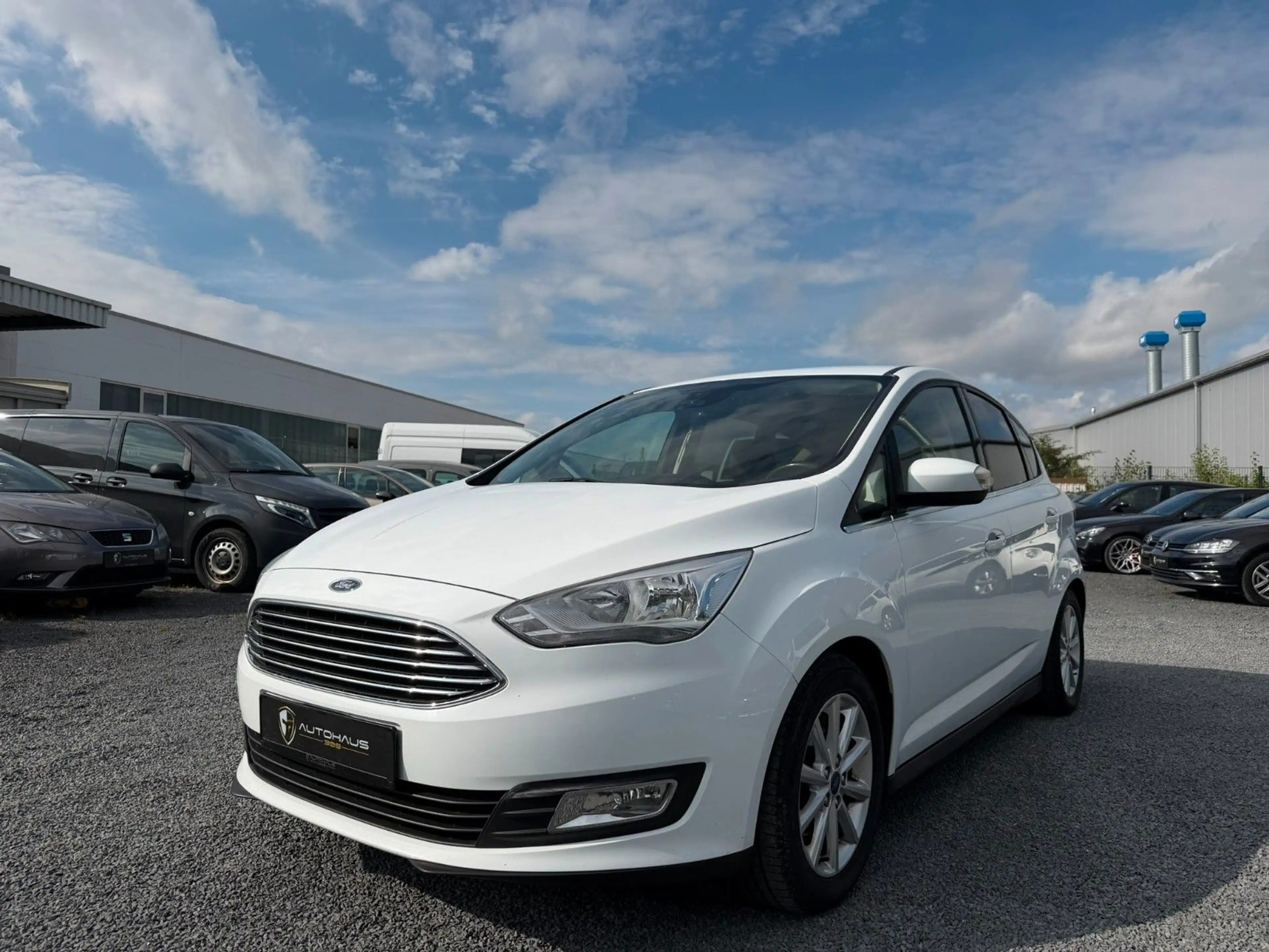 Ford C-Max Titanium — photo 9