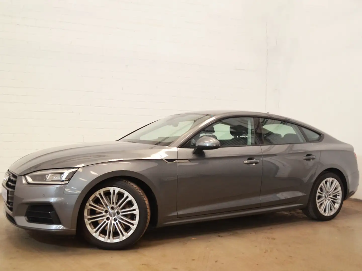 Audi A5 3,0 TDI Sportback qu. Sport *Leder 18Z LED* Grijs - 2