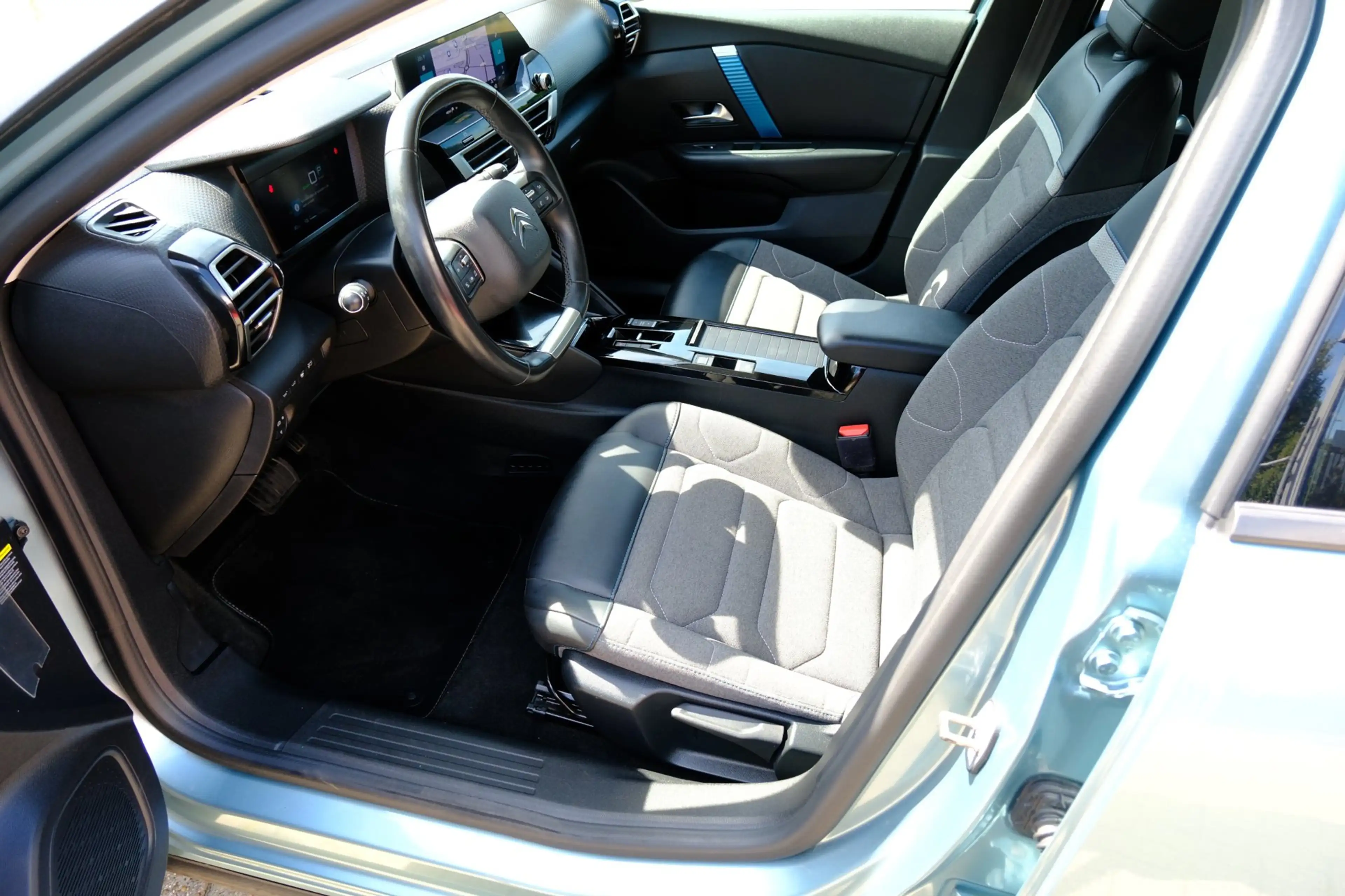 Citroen E-C4 Electric Feel Pack 50 kWh Aut. Navi|1e Eig|Adapt.Cruise|Cam — photo 2