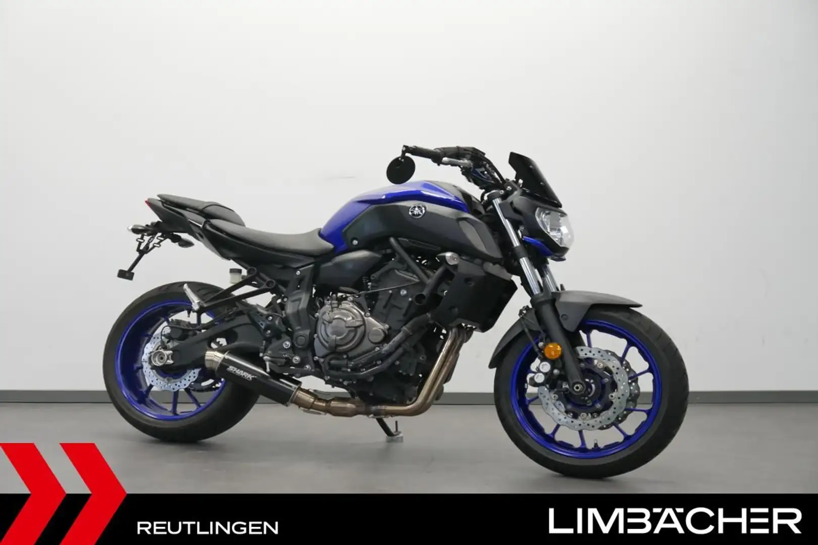 Yamaha MT-07 Shark Auspuff, Heckumbau, Service neu - 1