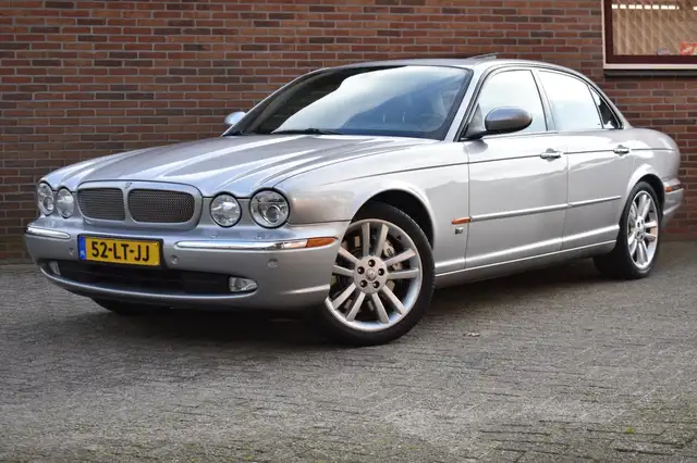 Jaguar XJR 4.2 V8 S/C '03 Youngtimer Leder Clima Cruise Inrui
