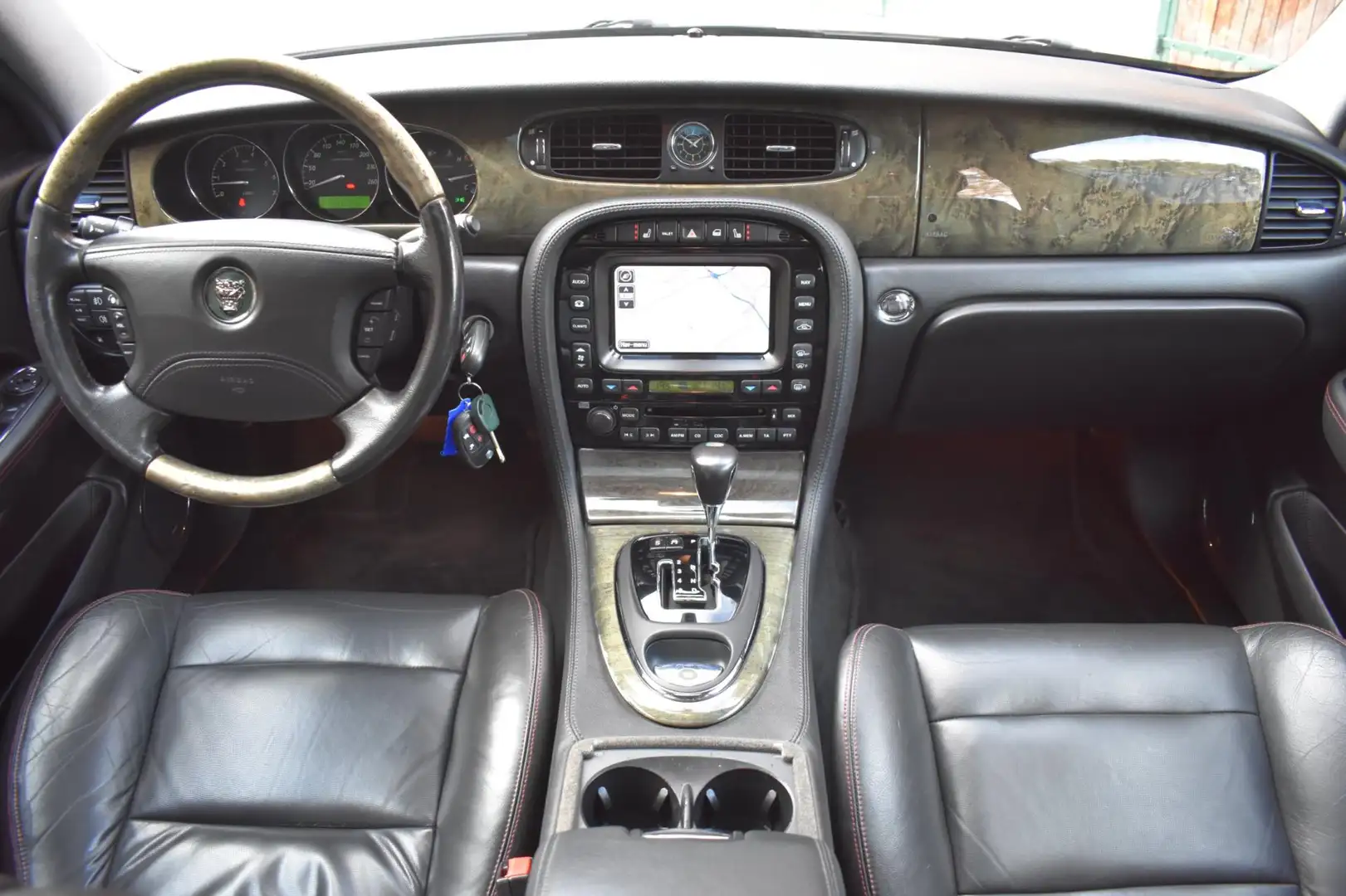 Jaguar XJR 4.2 V8 S/C '03 Youngtimer Leder Clima Cruise Inrui Gris - 2