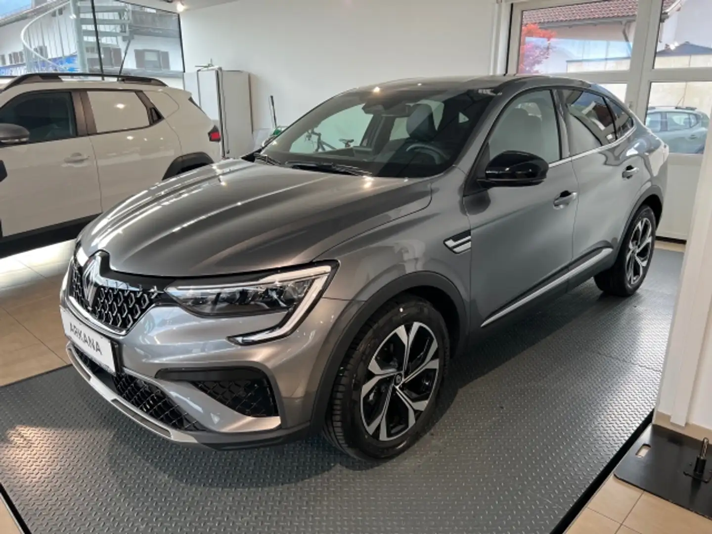 Renault Arkana Arkana Techno TCE140 Grau - 2