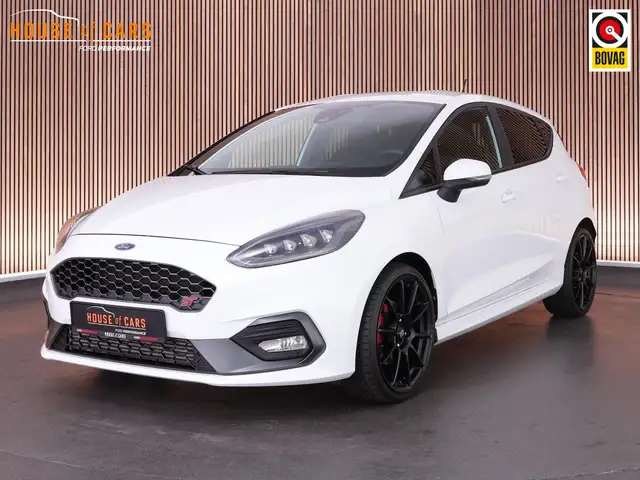 2019 Ford Fiesta in White for sale