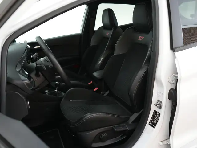Ford Fiesta view 8