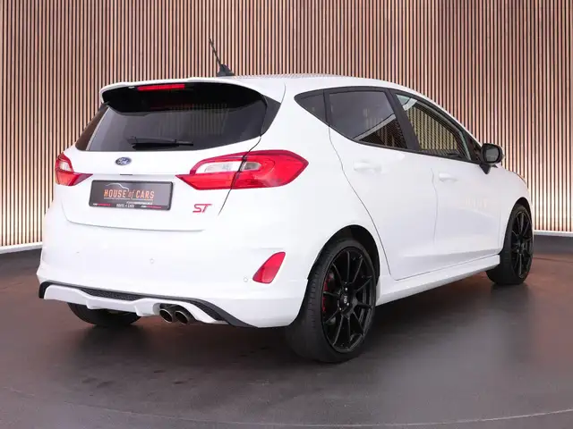 Ford Fiesta view 2