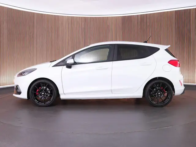 Ford Fiesta view 11
