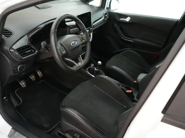 Ford Fiesta view 4
