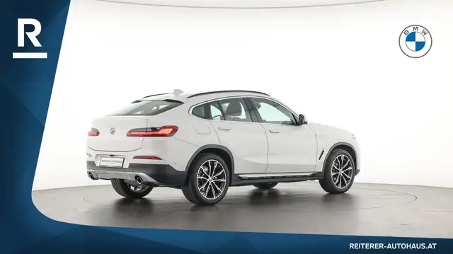BMW X4 view 6