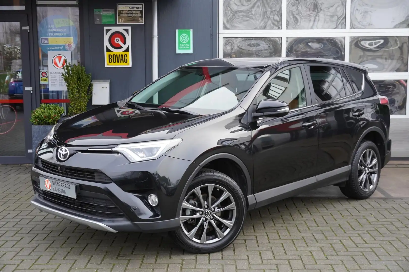 Toyota RAV 4 2.0 VVT-i AWD NAP DAB+/Navi/Leder/Winterpakk. Zwart - 2