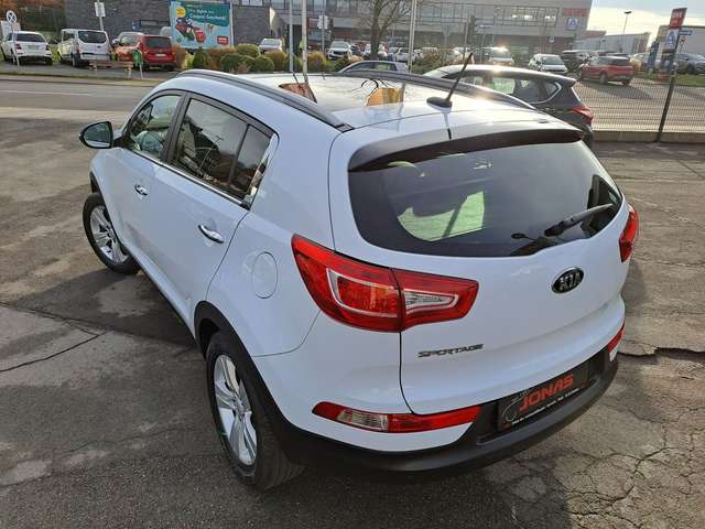 Kia Sportage Spirit 2WD *Navi*Kam*PDC*SHZvh*XENON*