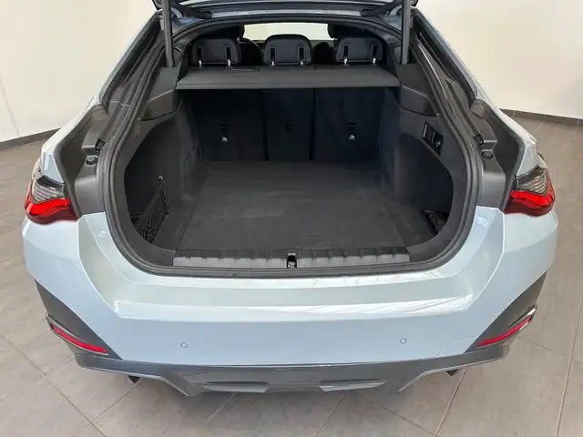 BMW I4 view 6