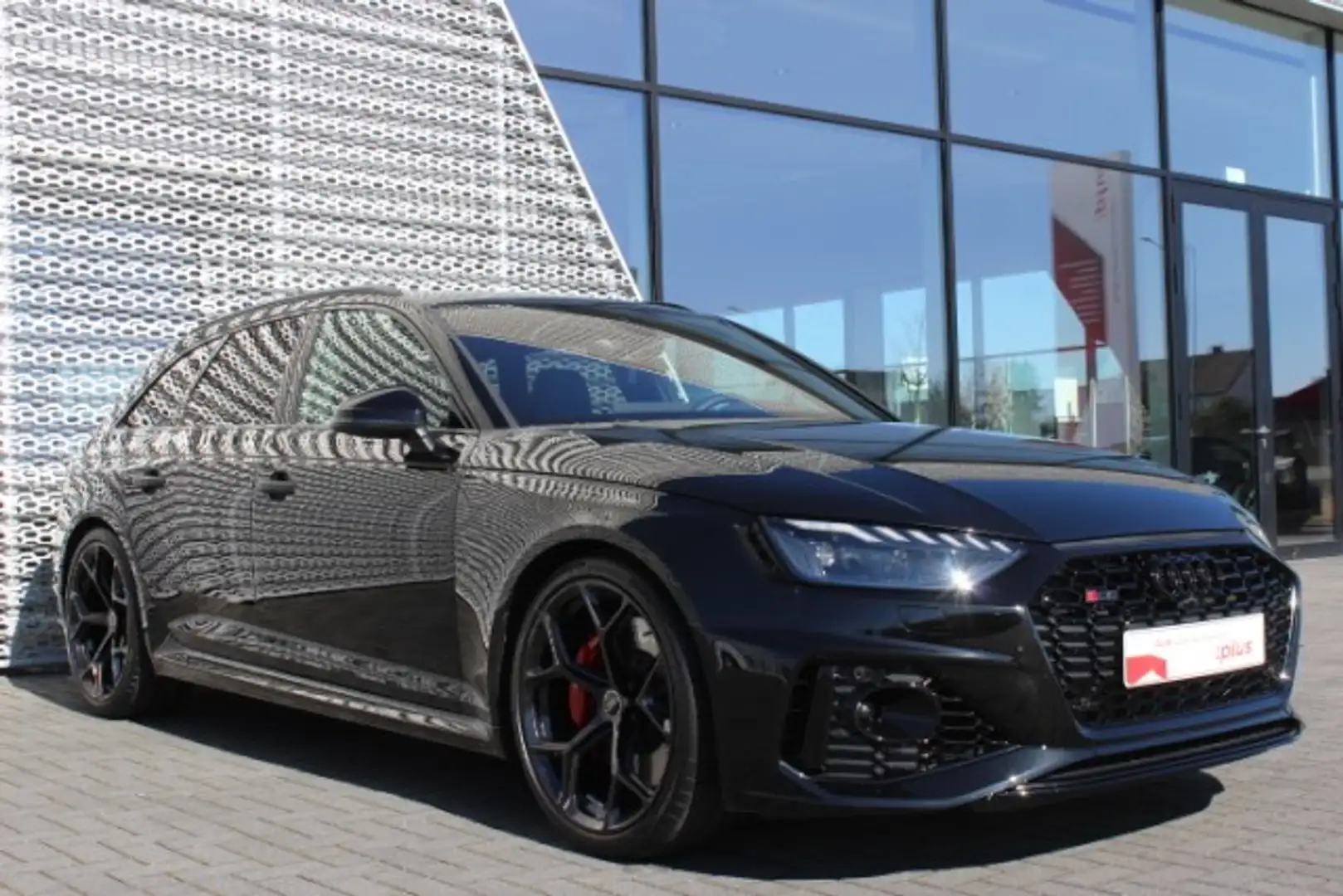 Audi RS4 Avant RS Competition Navi B&O Feinnappa Klima Czarny - 2