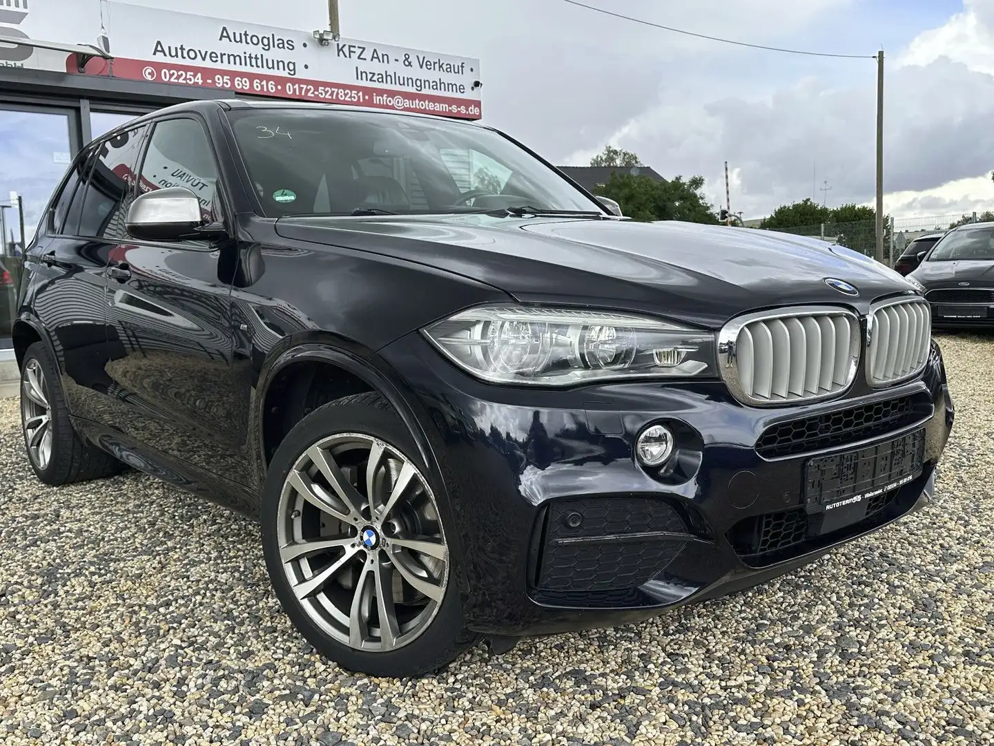 BMW X5 Baureihe X5 M50 d/2.HD/PANO/AUTOM./AHK/8xBER/ Schwarz - 2