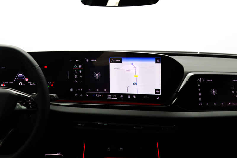 Audi A6 Avant 2.0 e-hybrid Quattro 300 PK S-Line Edition P — photo 21