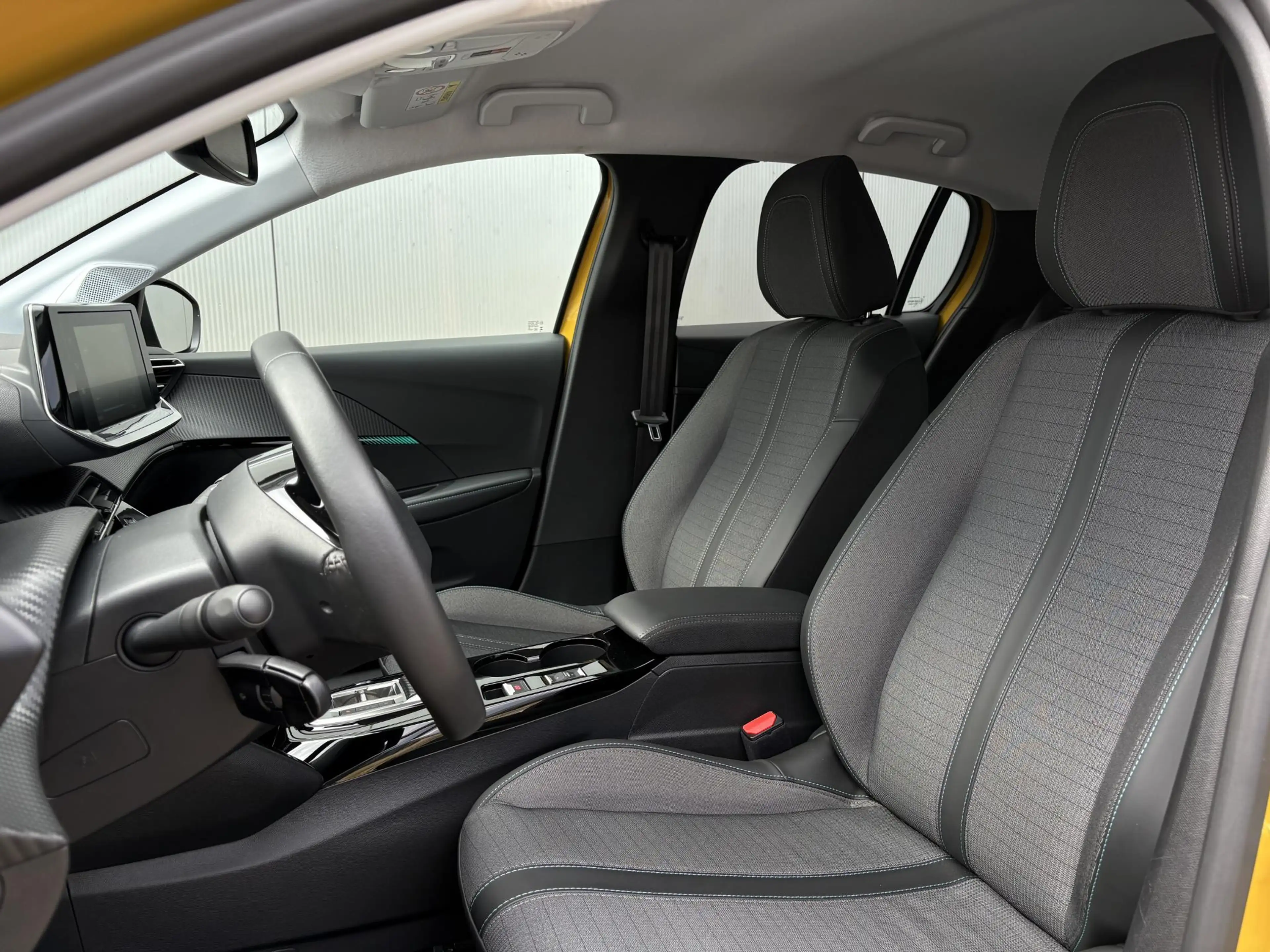 Peugeot e-208 EV Allure 50 kWh | SOH 99% | Carplay | Start&Stop — photo 12