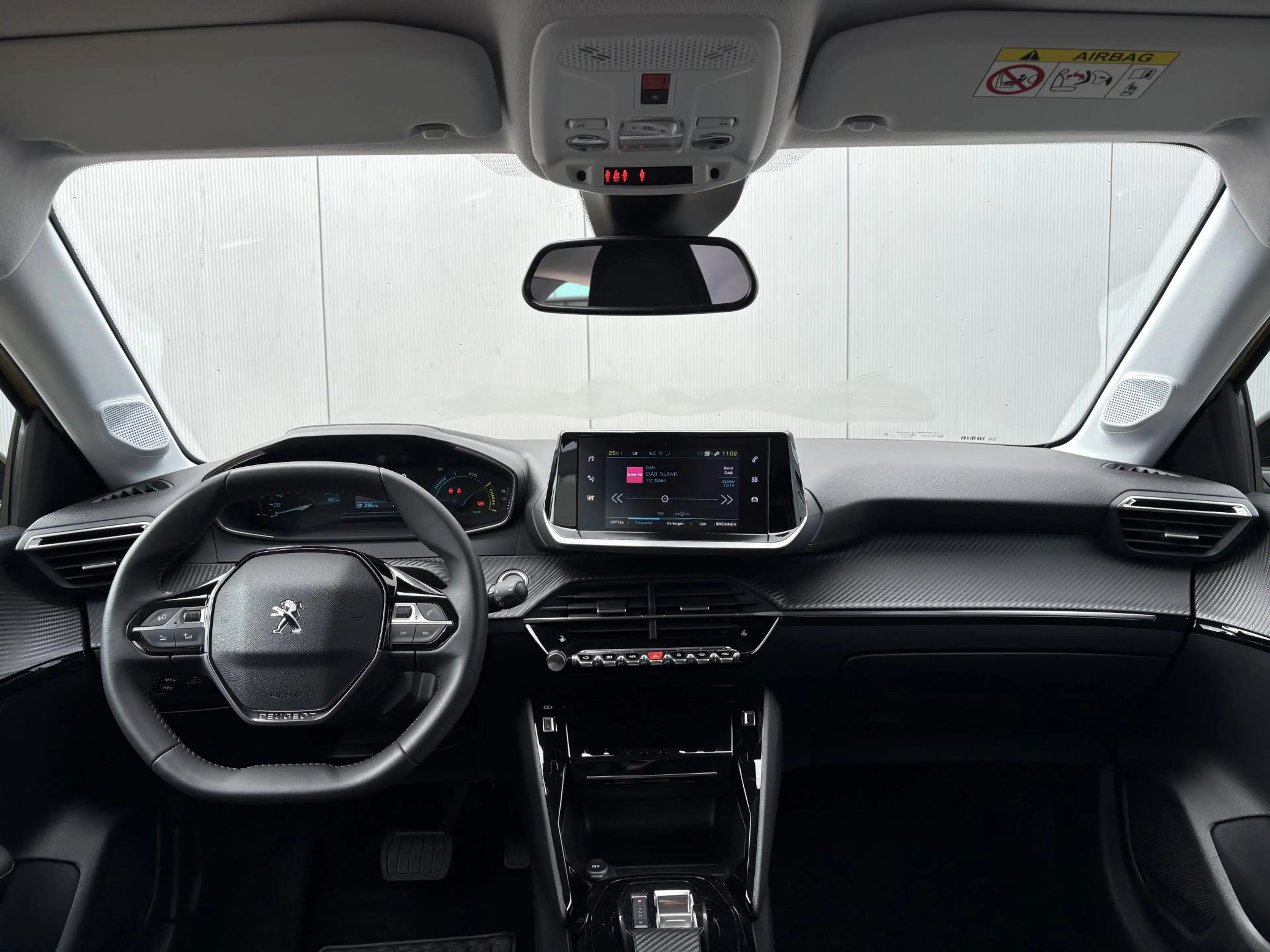 Peugeot e-208 EV Allure 50 kWh | SOH 99% | Carplay | Start&Stop — photo 13